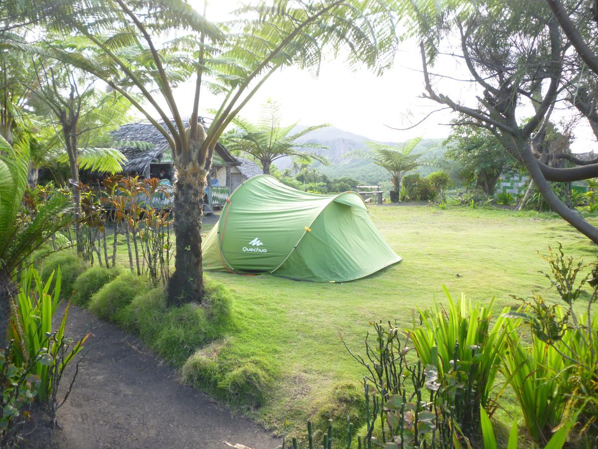 Castle Tree House And Bungalow White Sands 外观 照片