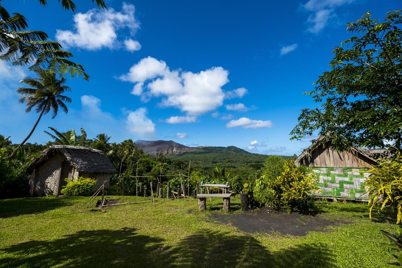 Castle Tree House And Bungalow White Sands 外观 照片