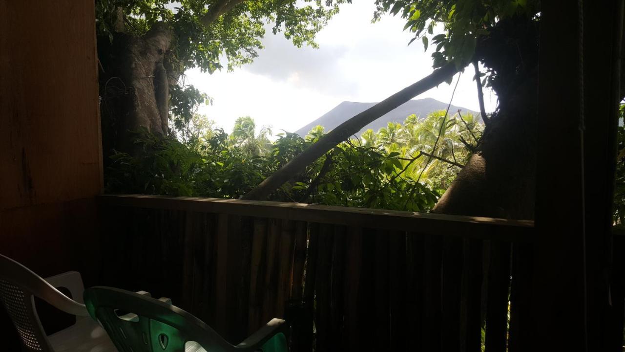 Castle Tree House And Bungalow White Sands 外观 照片